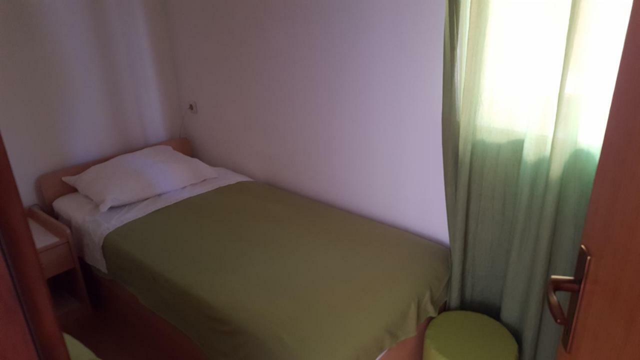 Apartments Eva Primošten Dış mekan fotoğraf