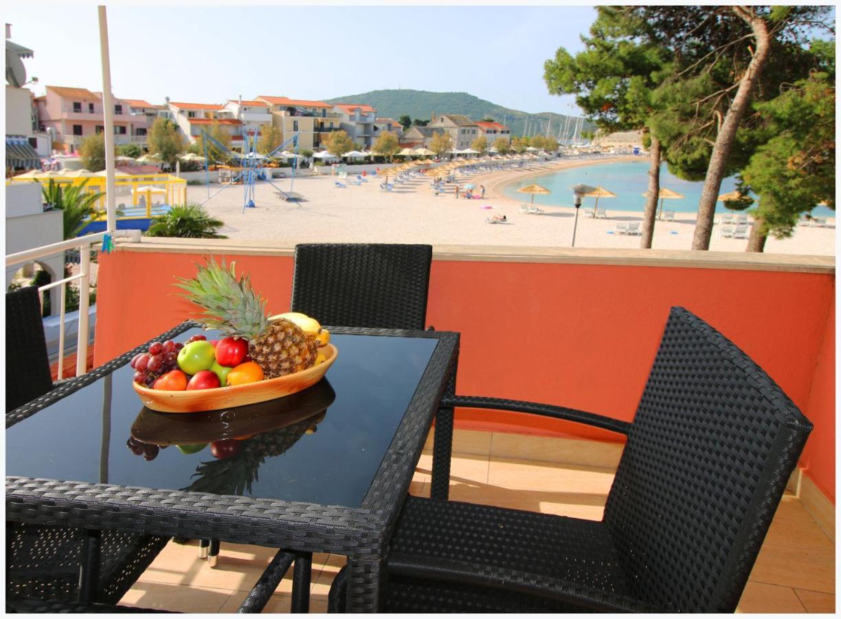 Apartments Eva Primošten Dış mekan fotoğraf