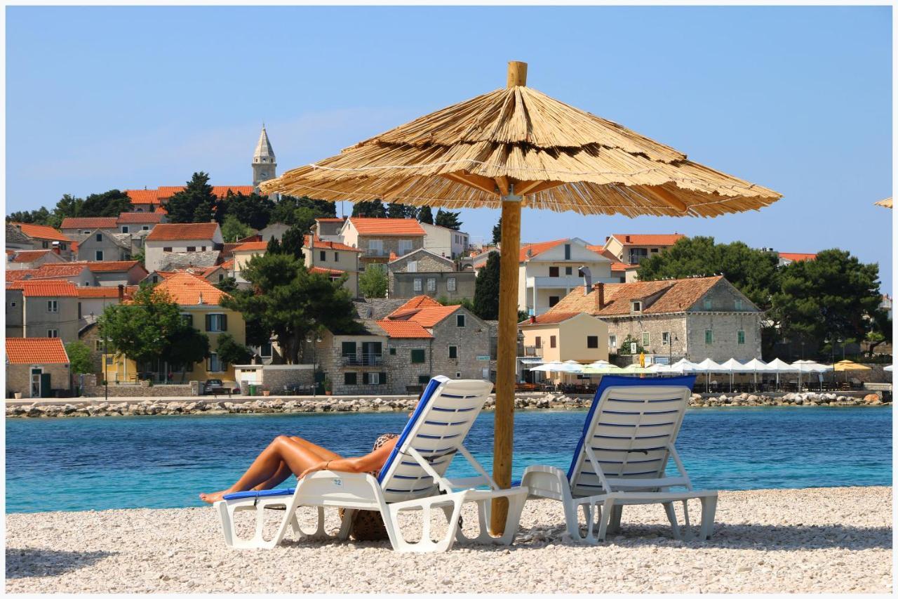 Apartments Eva Primošten Dış mekan fotoğraf